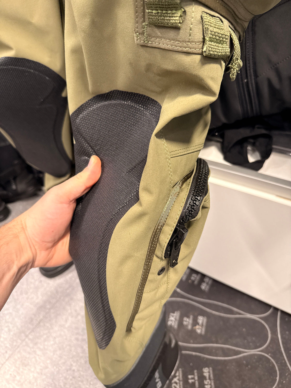 Aquatrek 1 PRO DRY MEN KAKI ARMY ANBUD