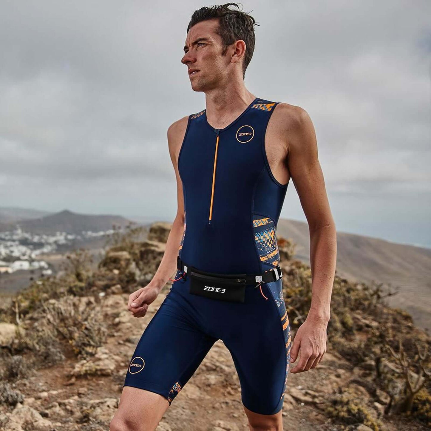 Zone3 Endurance triatlonbelte med neoprenlomme